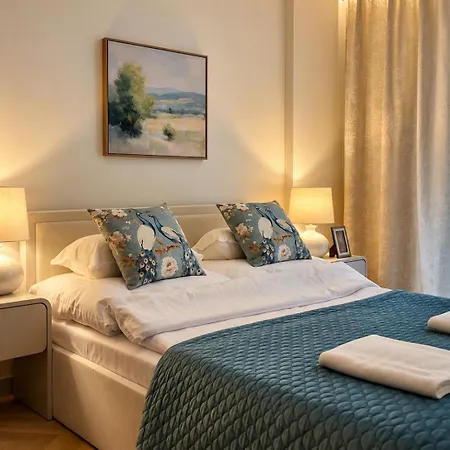 Apartment Premium Agosto Ii Centrum -parking, Fv, Srodmiescie, Piotrkowska, Manekin Lodz